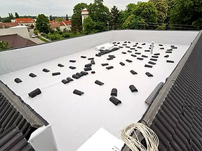 Odborná montáž strešnej hydroizolácie a trvalá ochrana proti zatekaniu