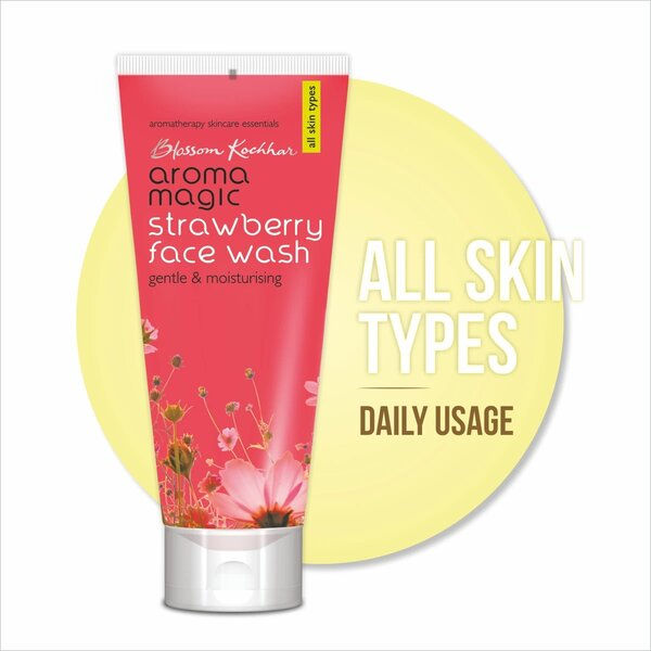 Aroma magic Strawberry face wash 100ml for All skin type