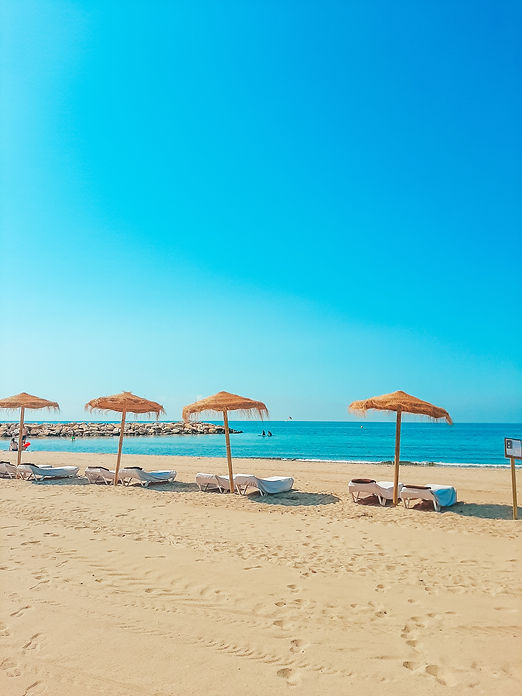Strandtent Eldorado aan het strand van Cambrils in Spanje