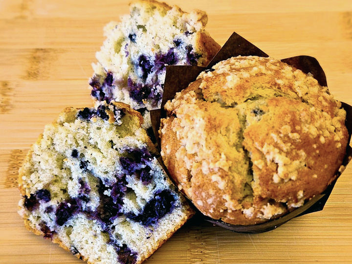 blueberry muffin