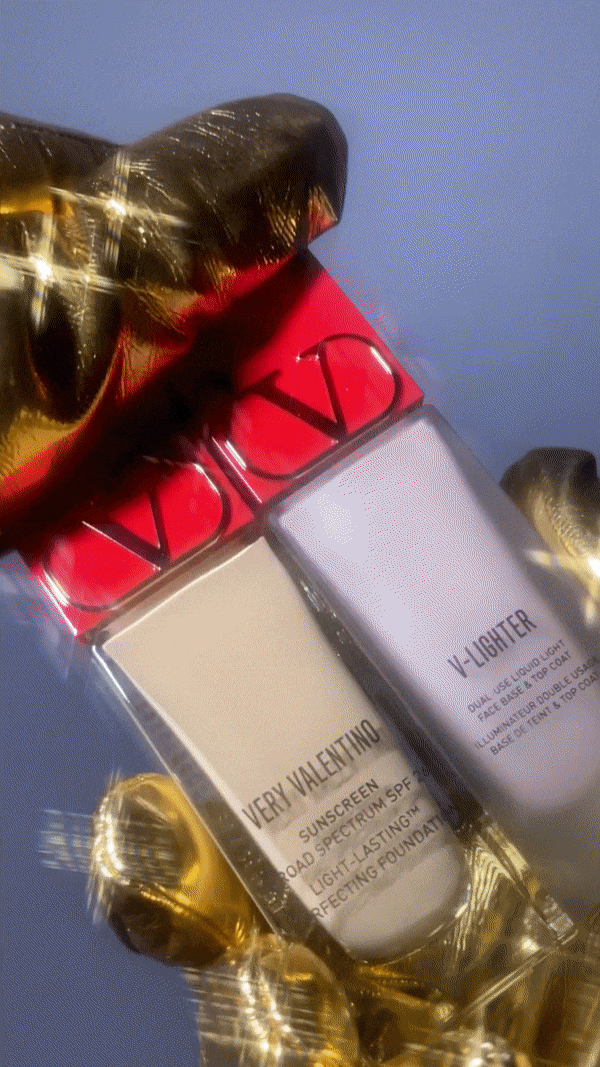 Valentino_beauty_couture 3.gif
