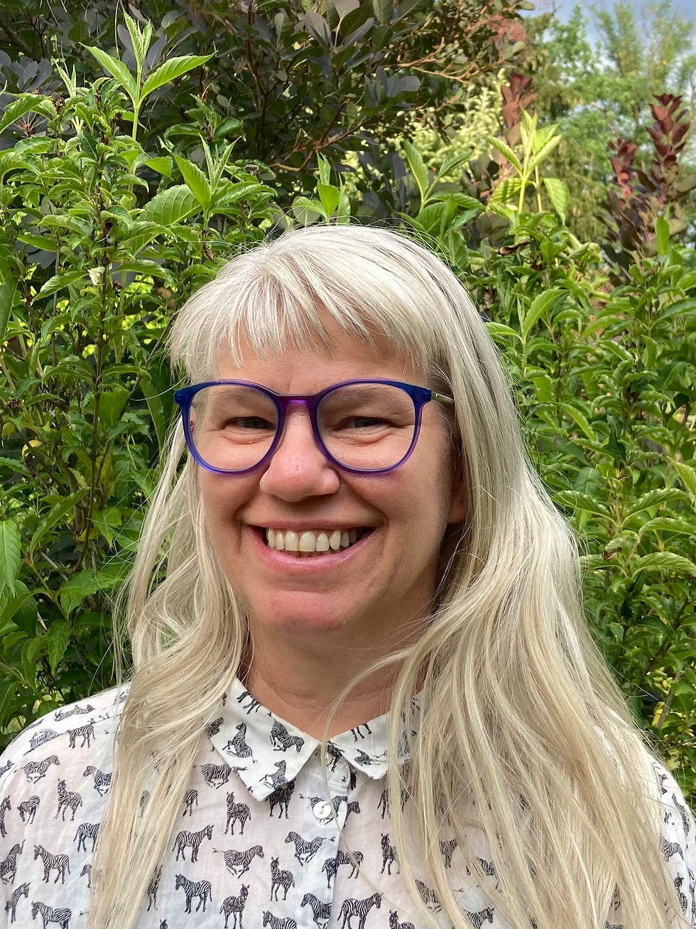 Glynis.jpg
