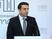 Ադրբեջանի Սահմանադրությունում նույնպես կան դրույթներ, որոնք հայելային պետք է փոփոխվեն. Ալեն Սիմոնյան
