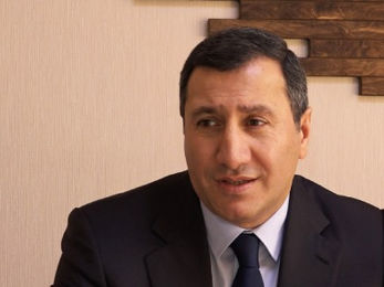 «Զվարթնոց» օդանավակայանում բերման է ենթարկվել Տիգրան Արզաքանցյանը. Նա Երևանից թռչում էր Դուբայ