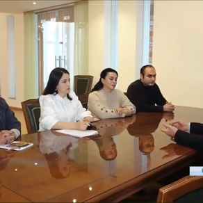 «ԳԵՆ» նախաձեռնությունների կենտրոնի անդամները հանդիպել են ԱՀ ազգային ժողովի նախագահի հետ