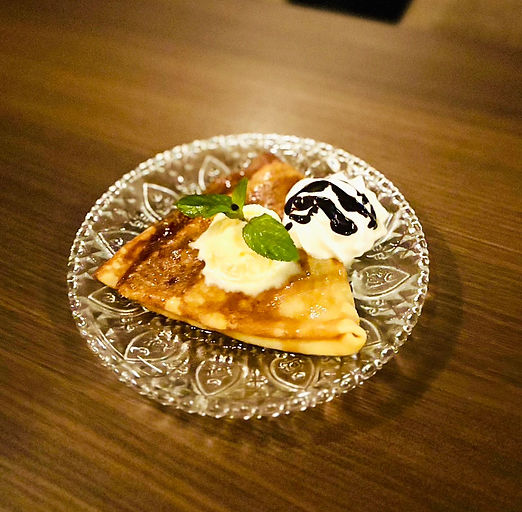バーテンダーがつくるクレープ