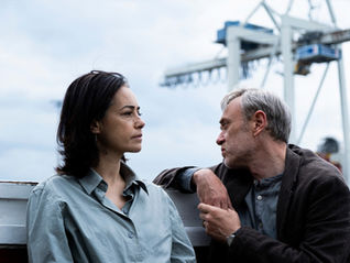 Yellows Letters, d'Ilker Catak