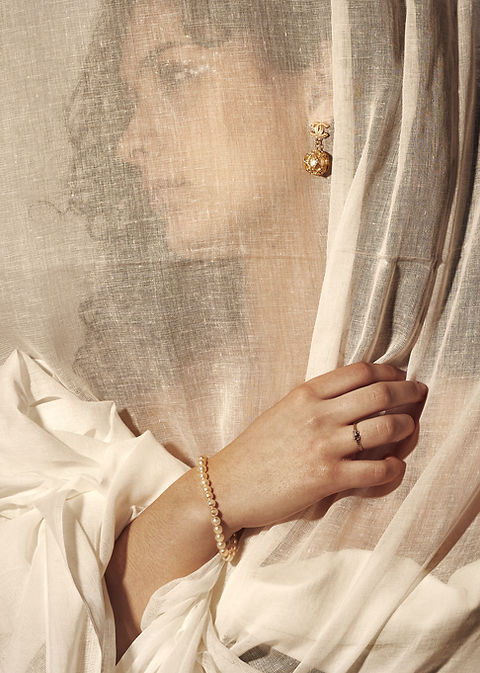 aria daylight and pearl2201 copy.jpg