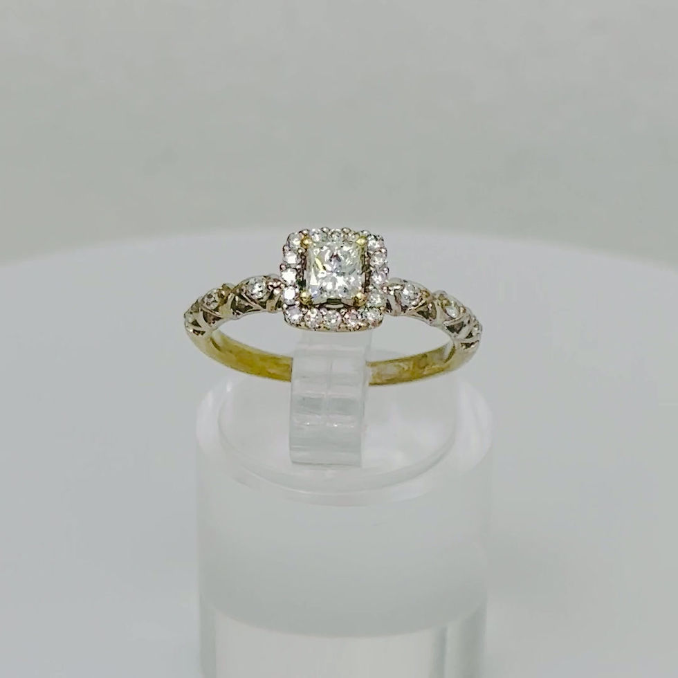 Thumbnail: 14kt Princess Cut Diamond Halo Ring