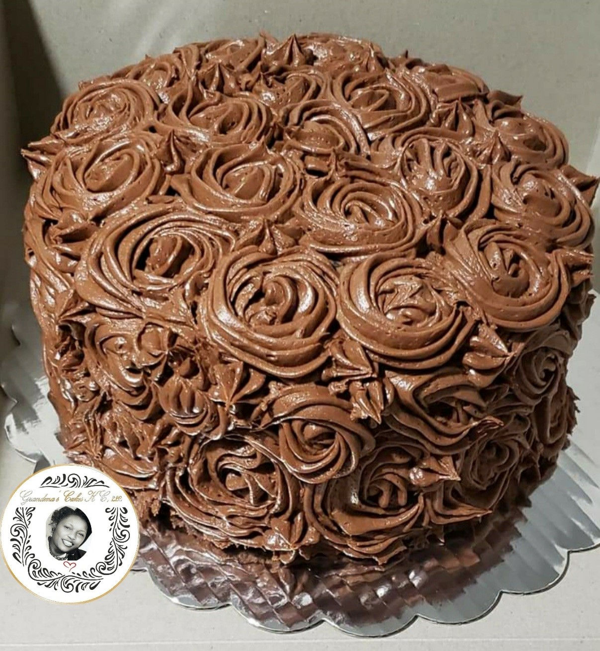 CHOCOLATE CAKE