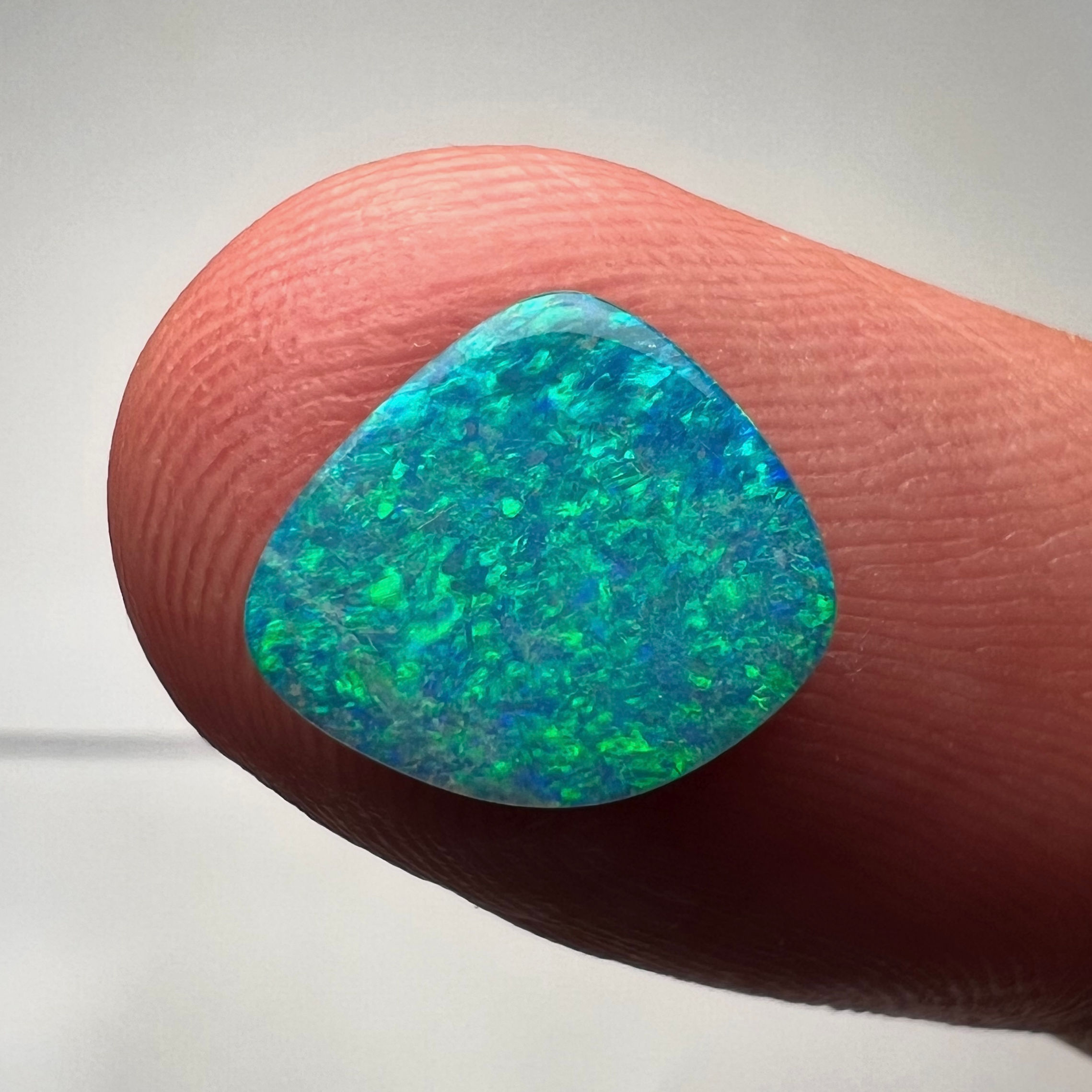 Doublet opal - 1.95 carats 