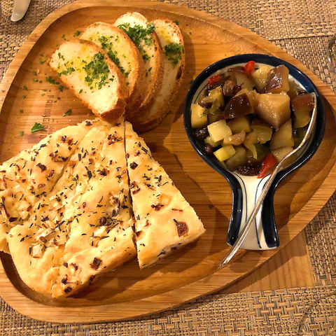 La Violetta Rustic Italian