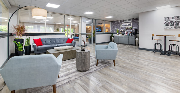 Ramada by Wyndham Sarasota Waterfront Lobby
