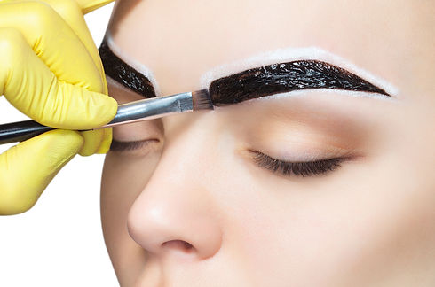 The-make-up-artist-applies-a-paints-eyeb