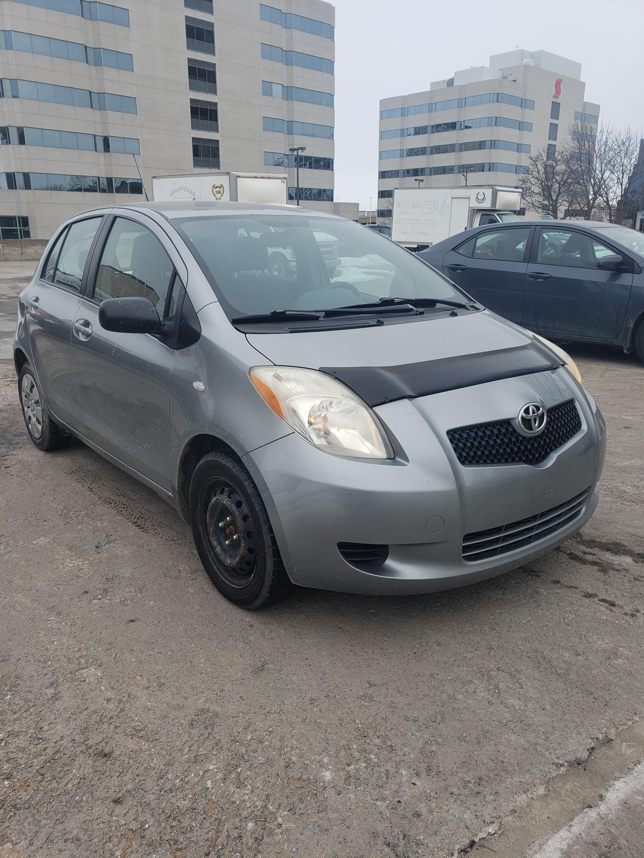 2008 Toyota yaris AUTOMATIC