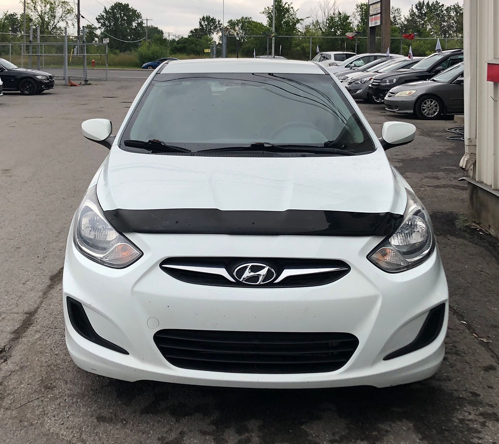 2012 huyndai accent hatchback