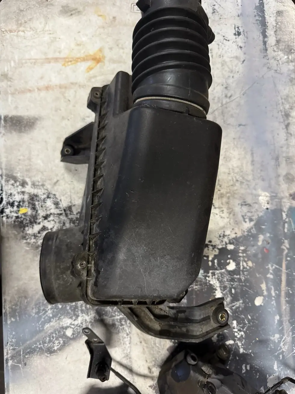 Thumbnail: 2004-2007 Acura TL Air Intake Cleaner Box