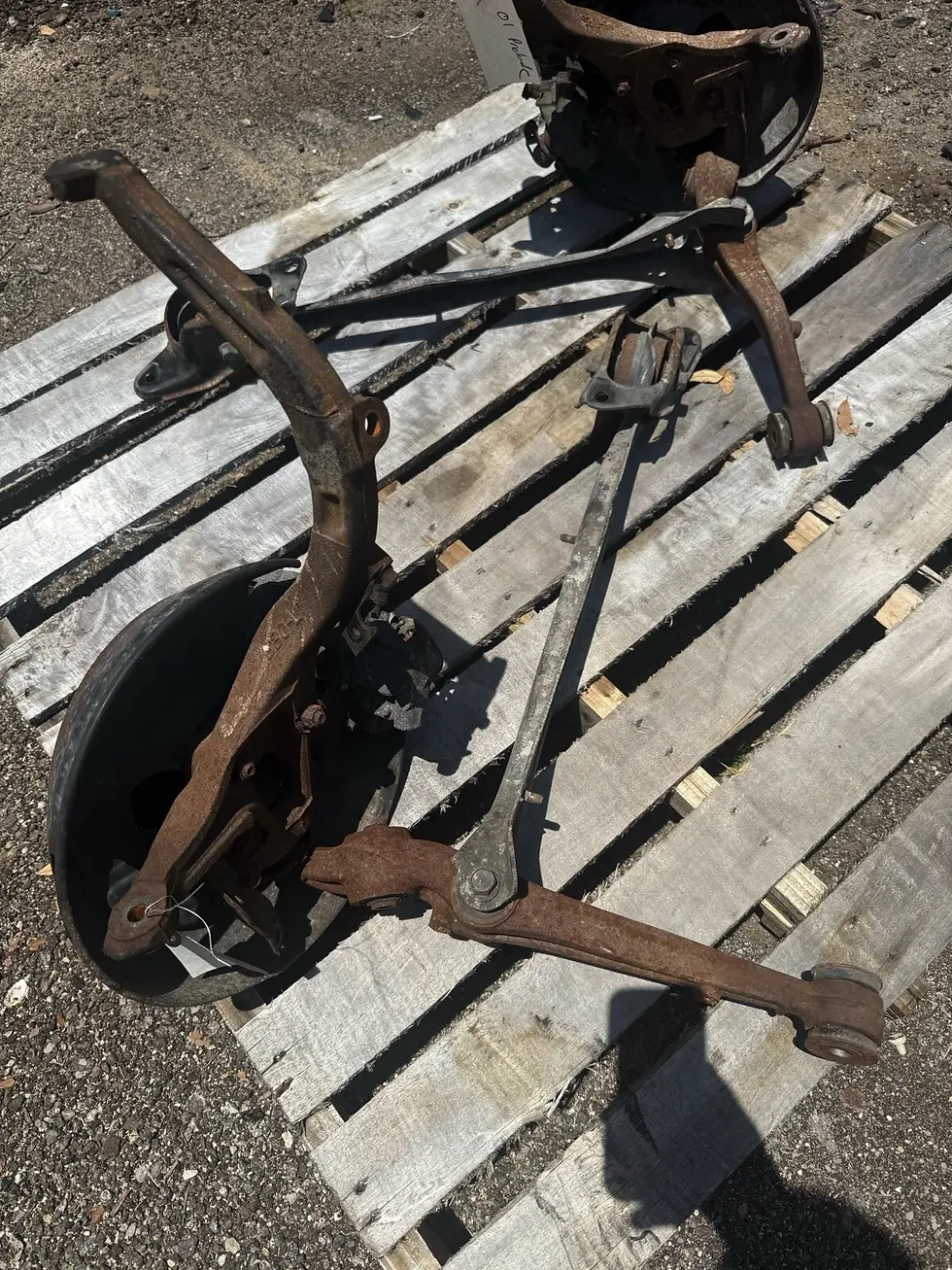 Thumbnail: 2001 Honda Prelude rear knuckle assembly L & R