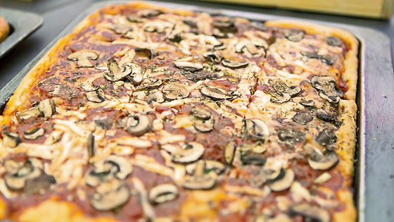 Mushroom Deep Pan Pizza