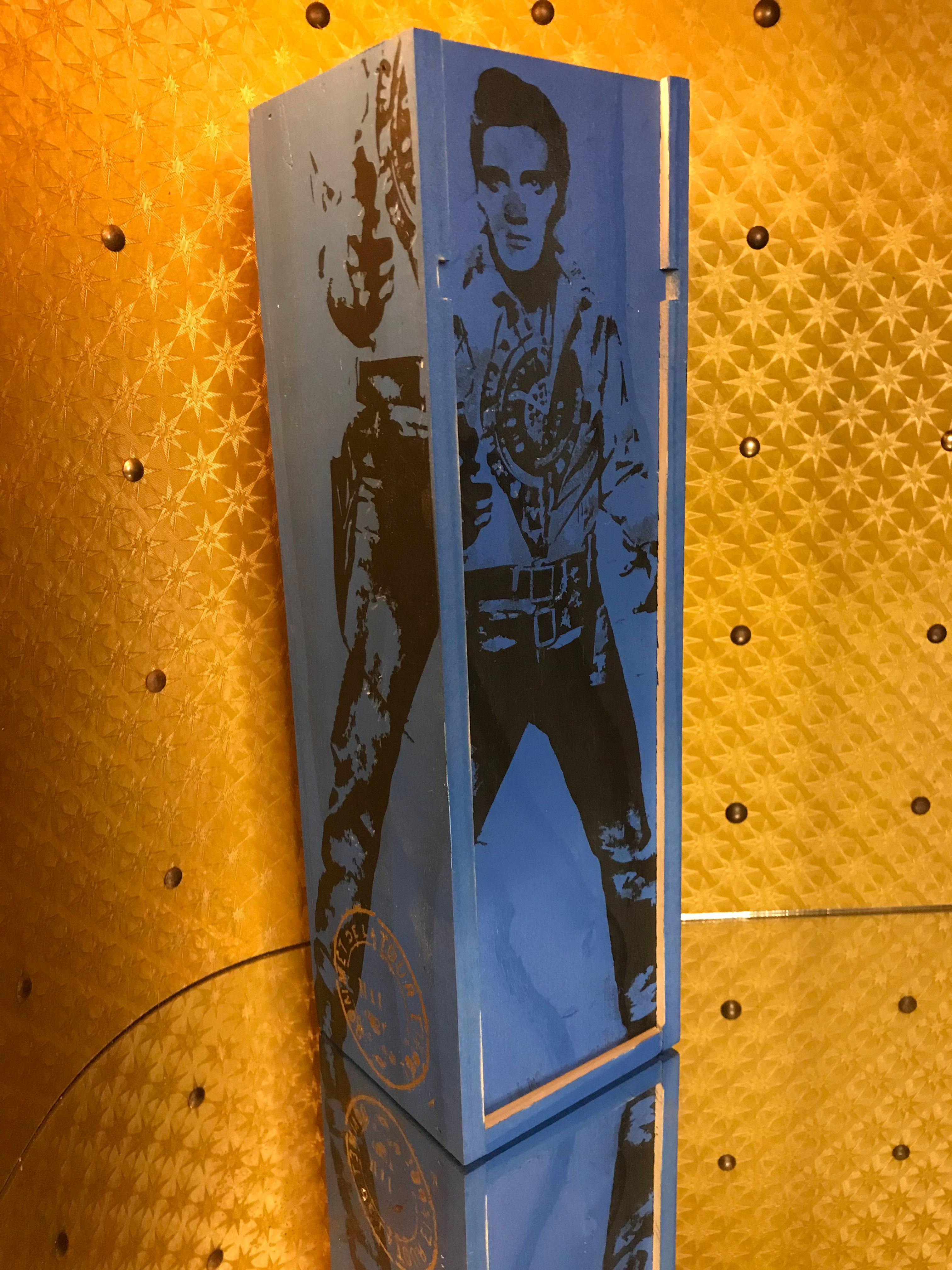 Blue Elvis Champagne  French wine box