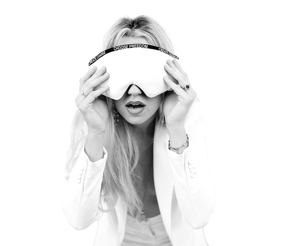 woman wearing the SELF Mask with its copper properties