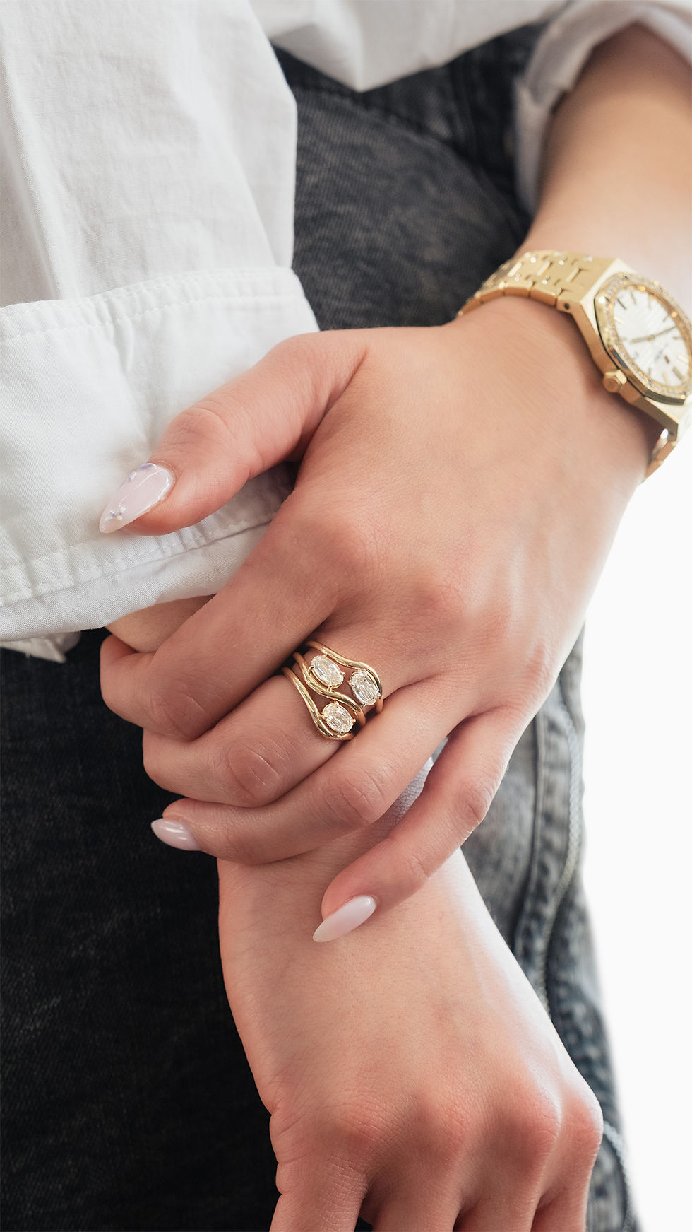 Thumbnail: Moval Cut Diamond Wavy Stack Ring