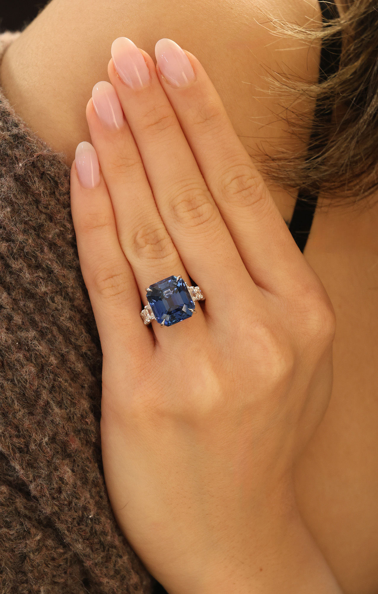 Asscher-Cut Sapphire Engagement Ring 30.70 cts.