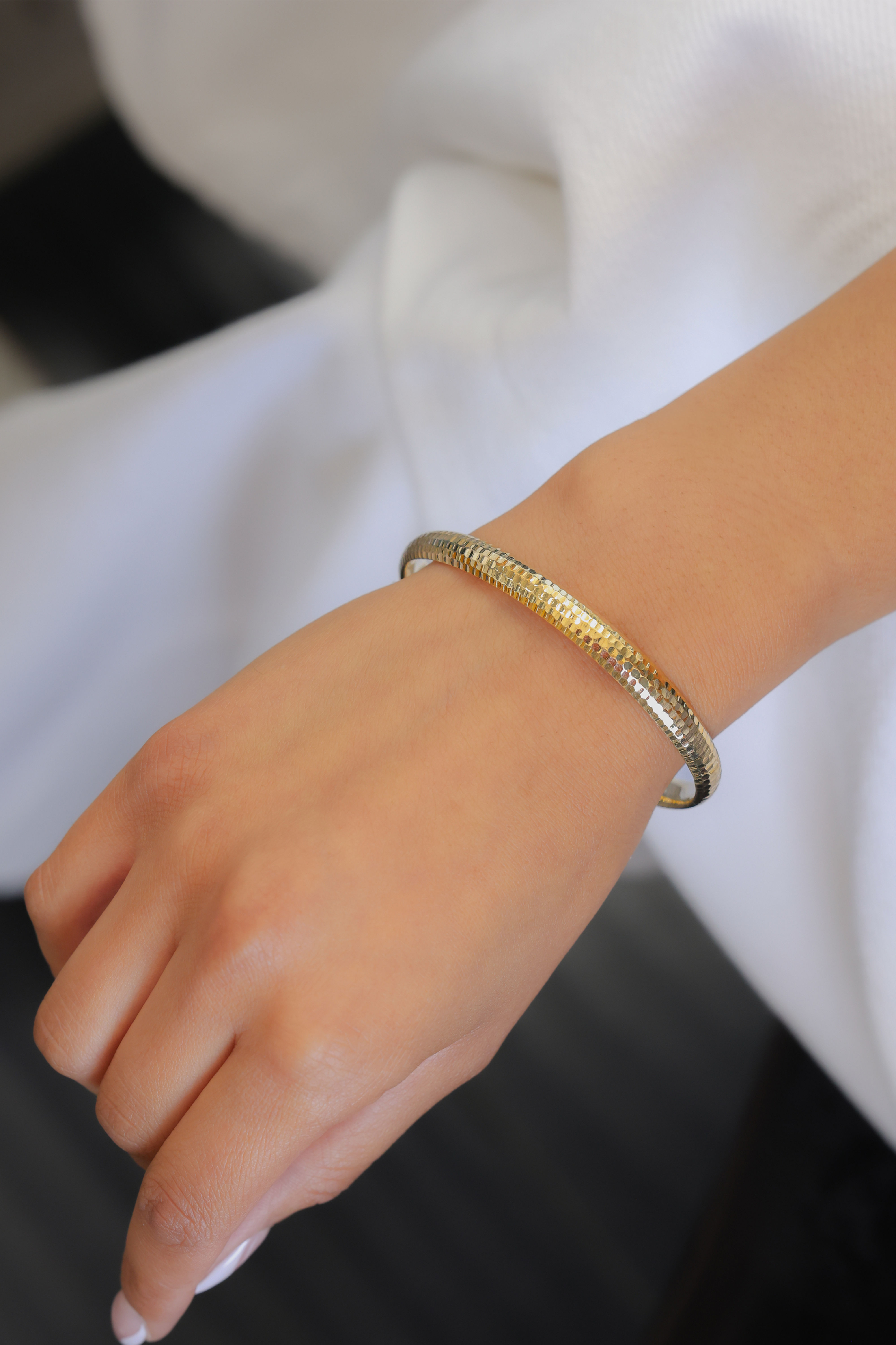 Yellow Gold Hammered Bangle