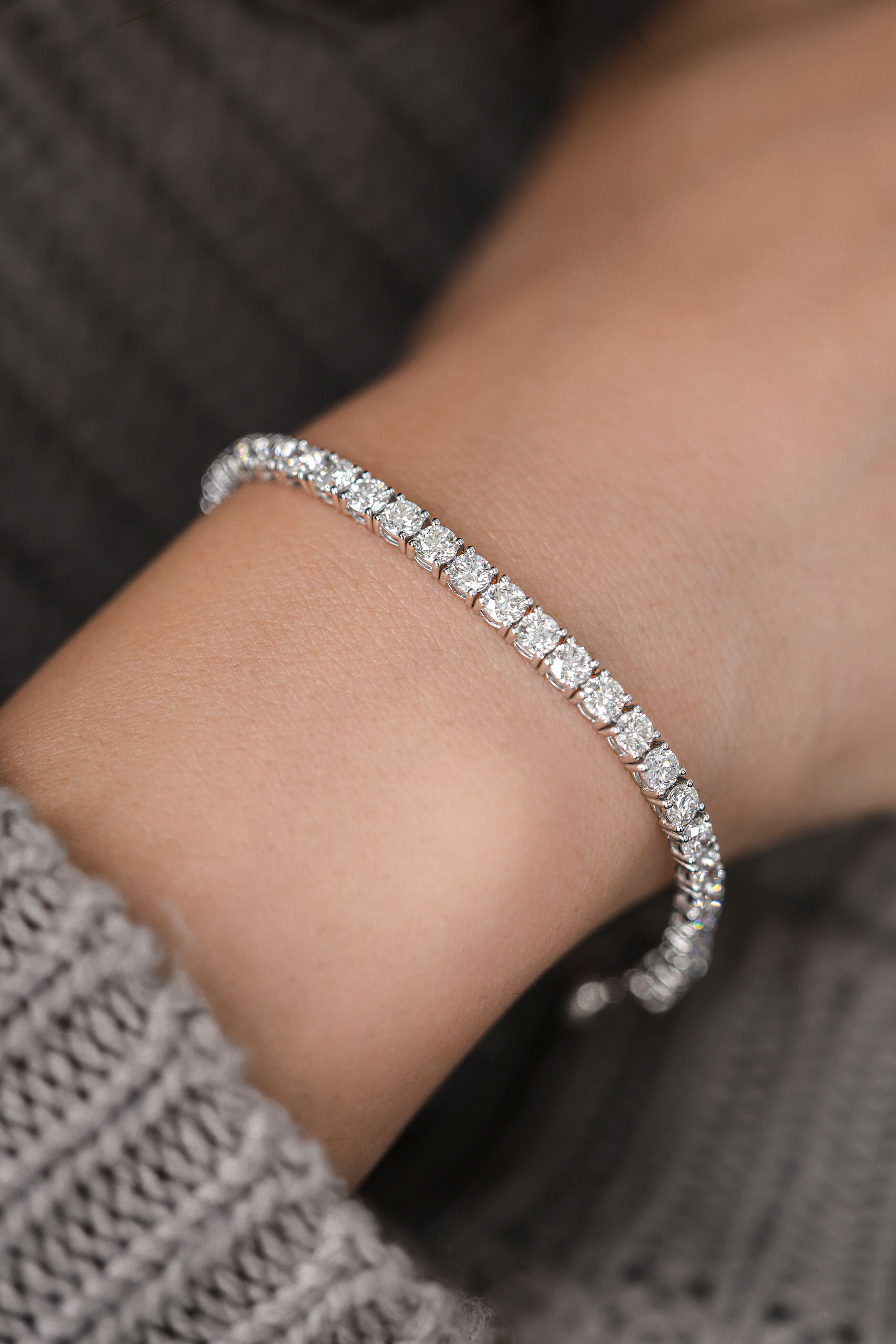 Round Diamond Tennis Bracelet 7.47 cts.