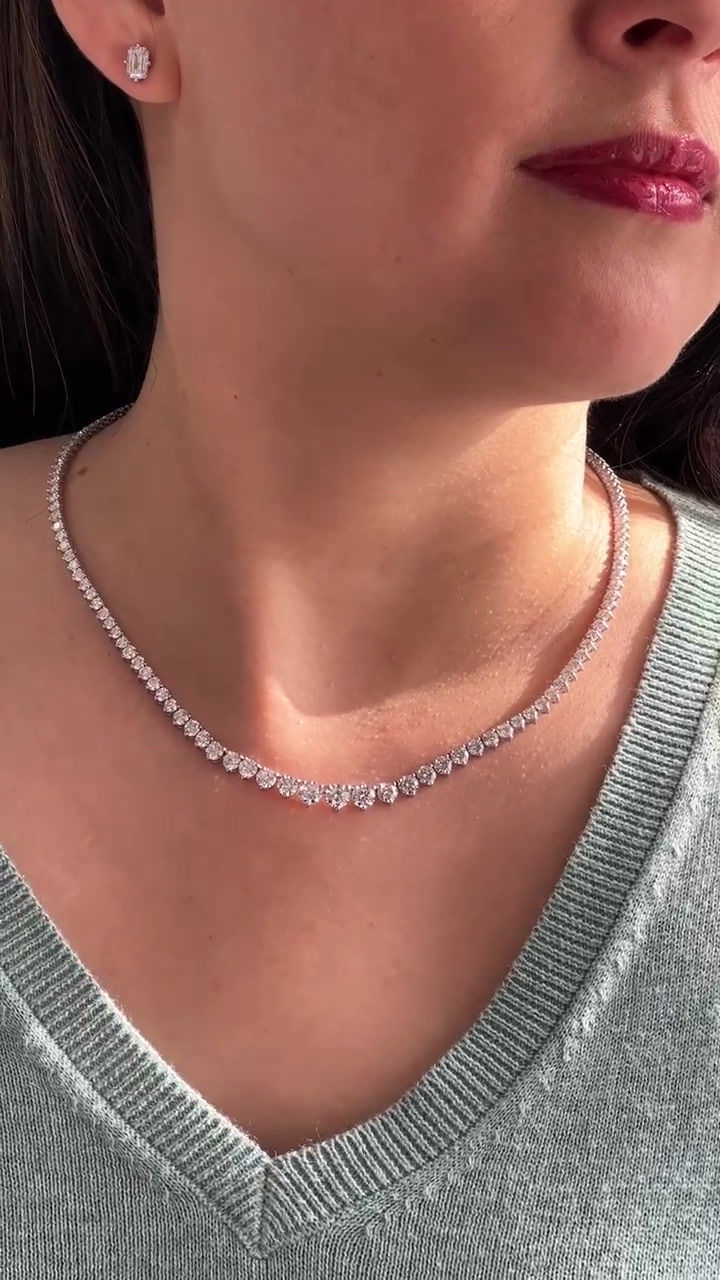 Thumbnail: Round Diamond Three-Prong Graduated Tennis Necklace 15.85 cts.