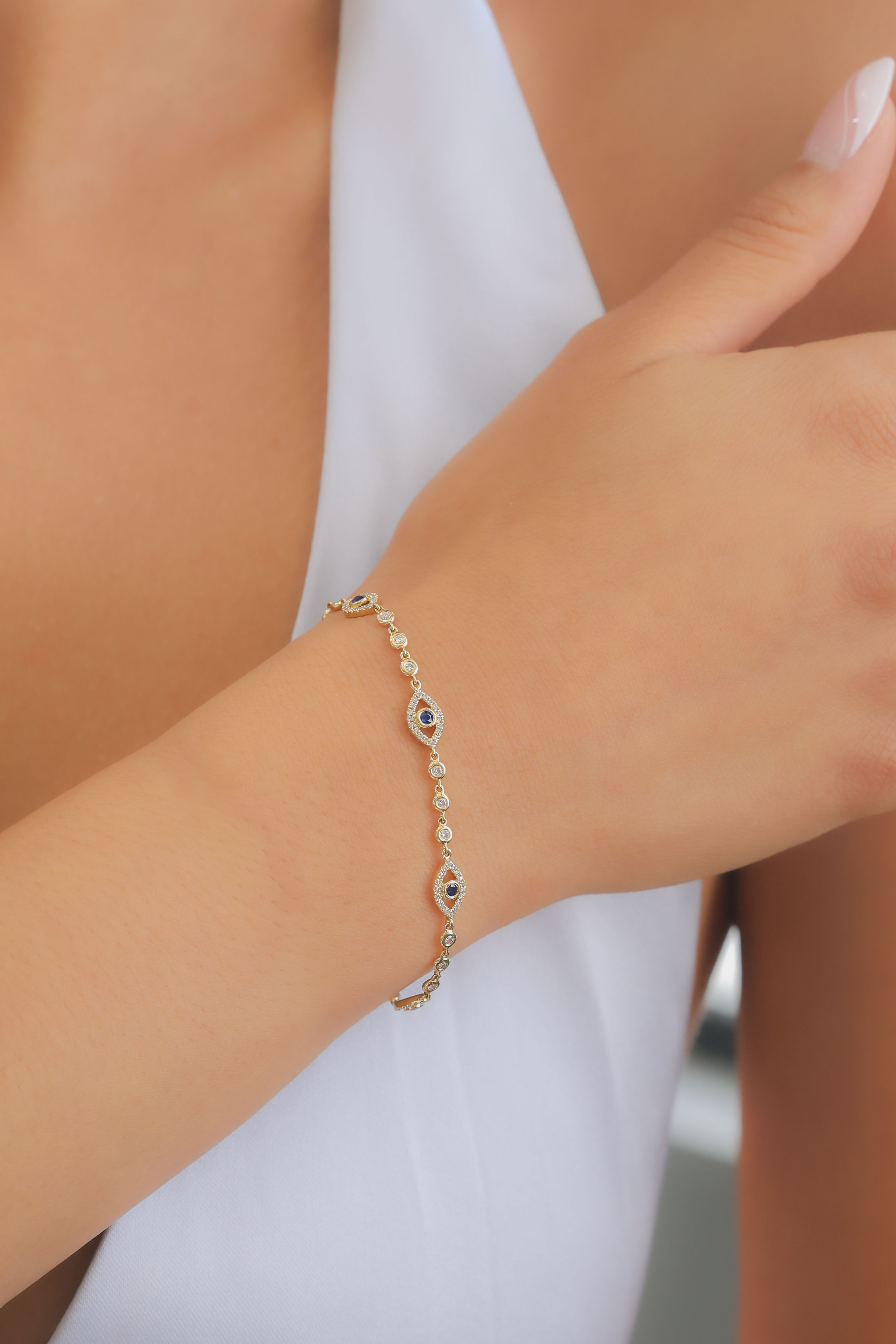 Diamond & Sapphire Evil Eye Bracelet 1 ct.