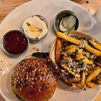 Saratoga's Best Burger Hamlet & Ghost