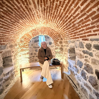 Galata Kulesi iç kemerli taş mimari geçit