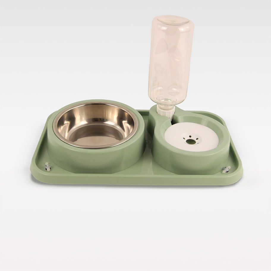 Doppel Fressnapf mit automatischer Wasserfüllung aus robustem Kunststoff in grün, ideal für kleine Hunde.