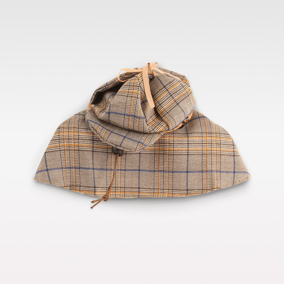 Hundeponcho mit Kappe - Sherlock Style - bequem und atmungsaktiv