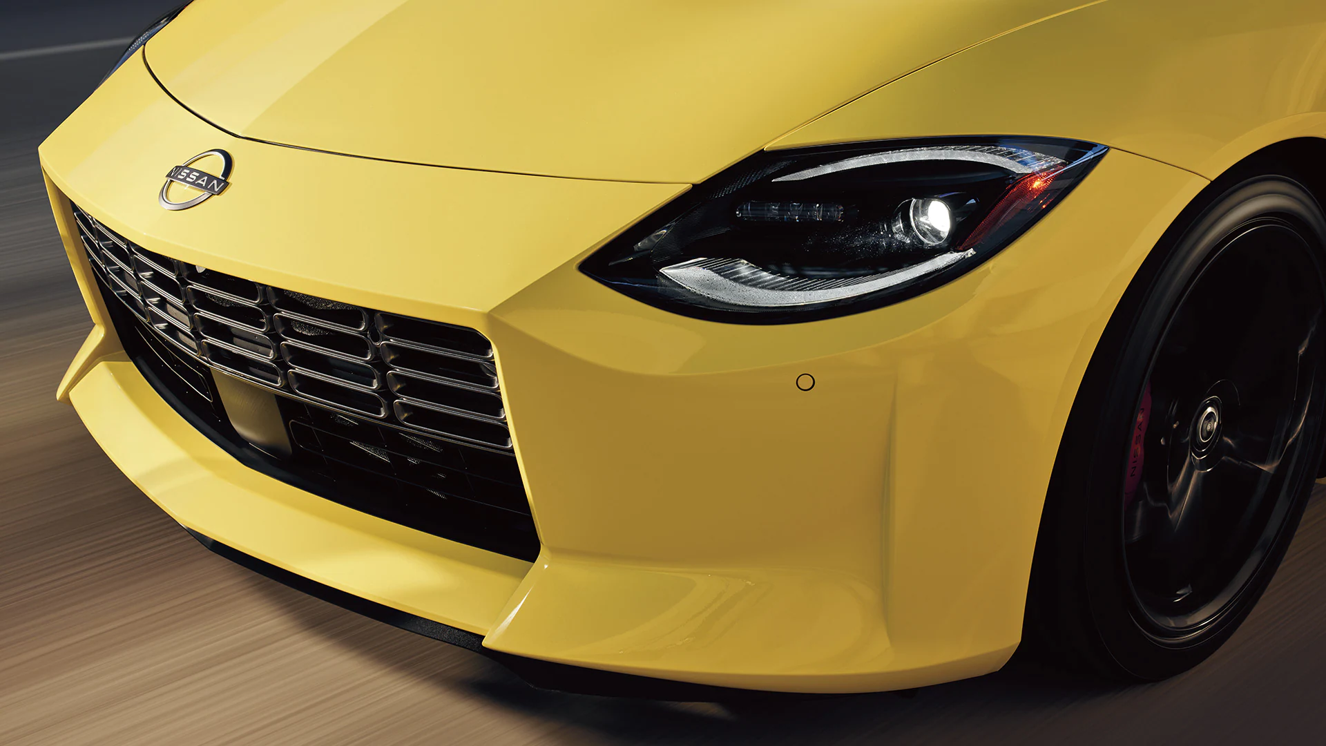 2023-nissan-z-in-yellow-headlights-l.jpg.webp