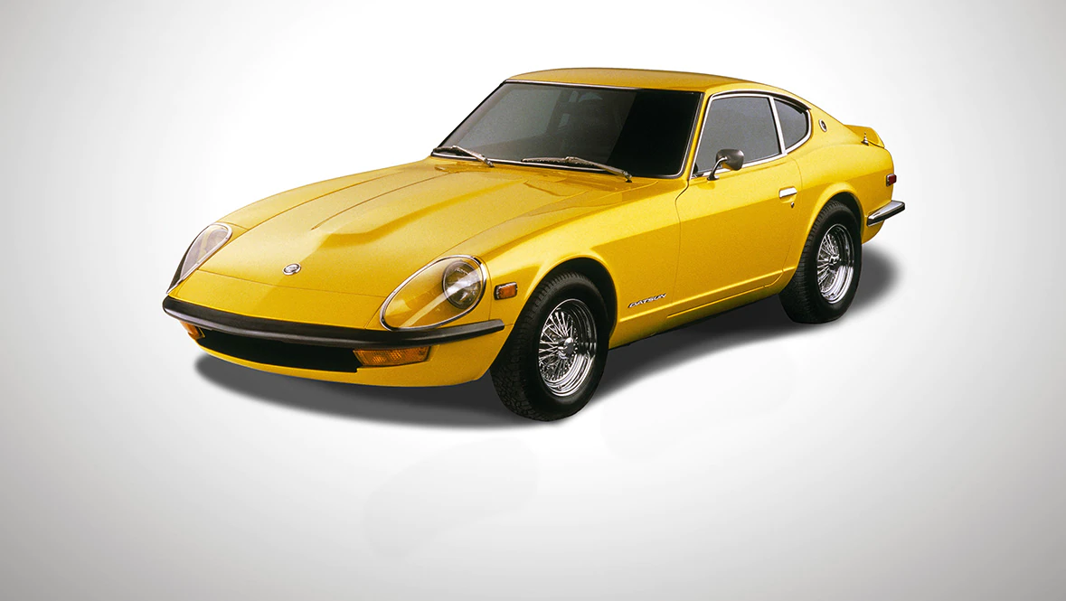 nissan-240z-yellow-l.jpg.webp