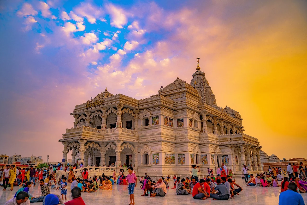 Prem mandir Vrindavan photo