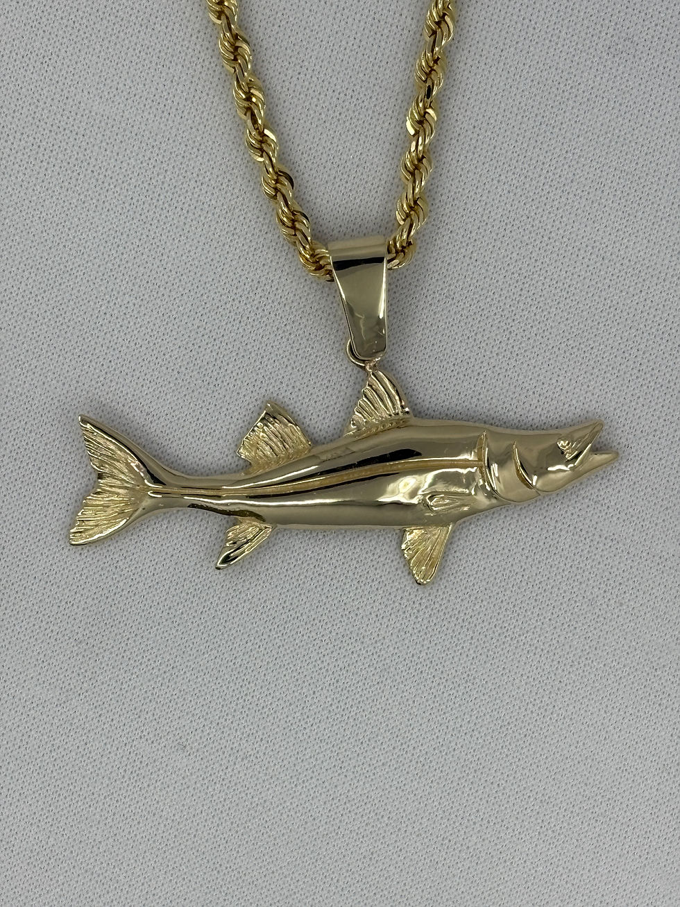 14k Yellow Gold Snook Pendant