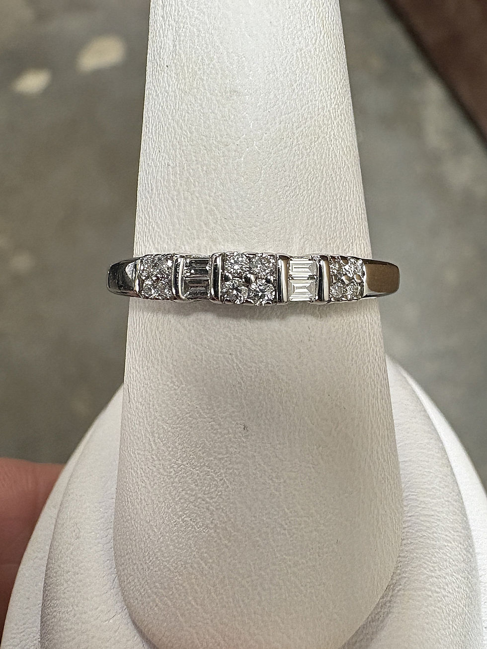 14k White Gold Diamond Band