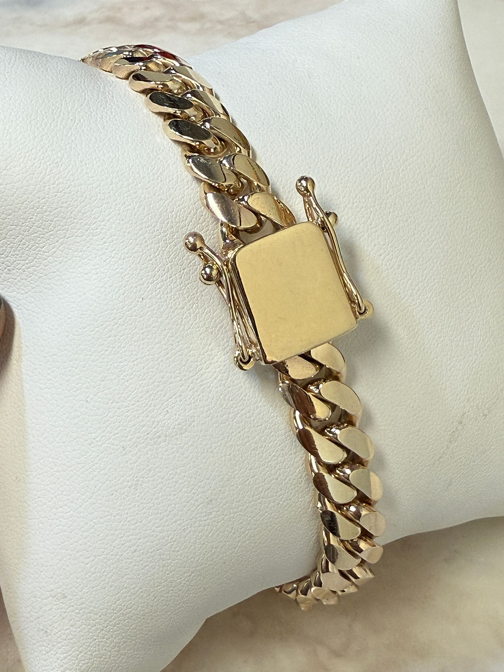 Thumbnail: 10k Yellow Gold Necklace