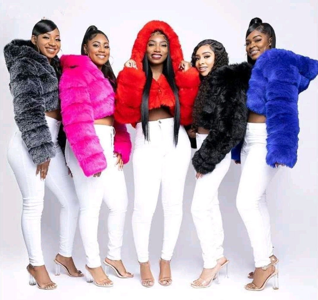 Women Cropped Fur Coats