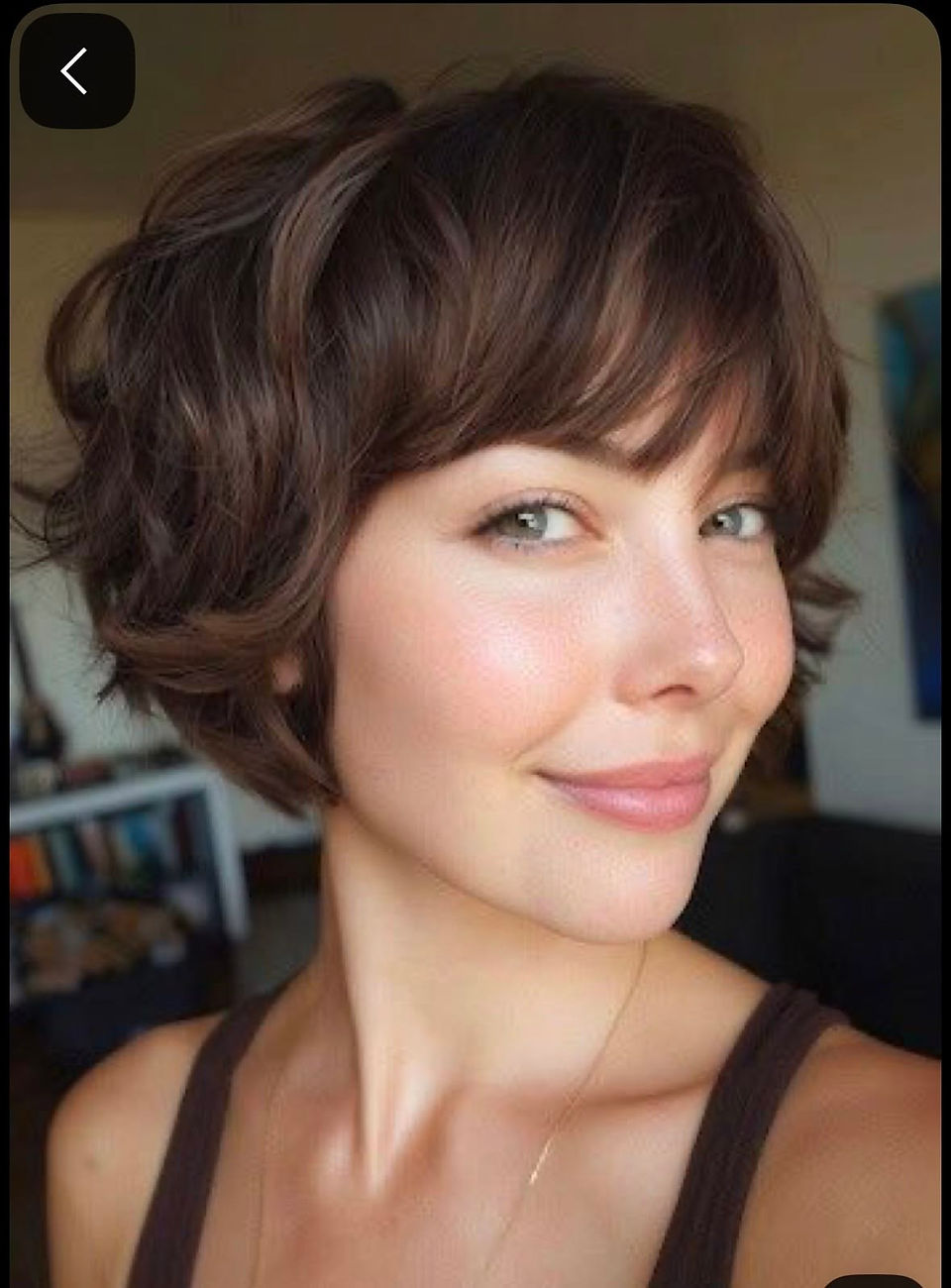 Wavy French Bob Hairlook
