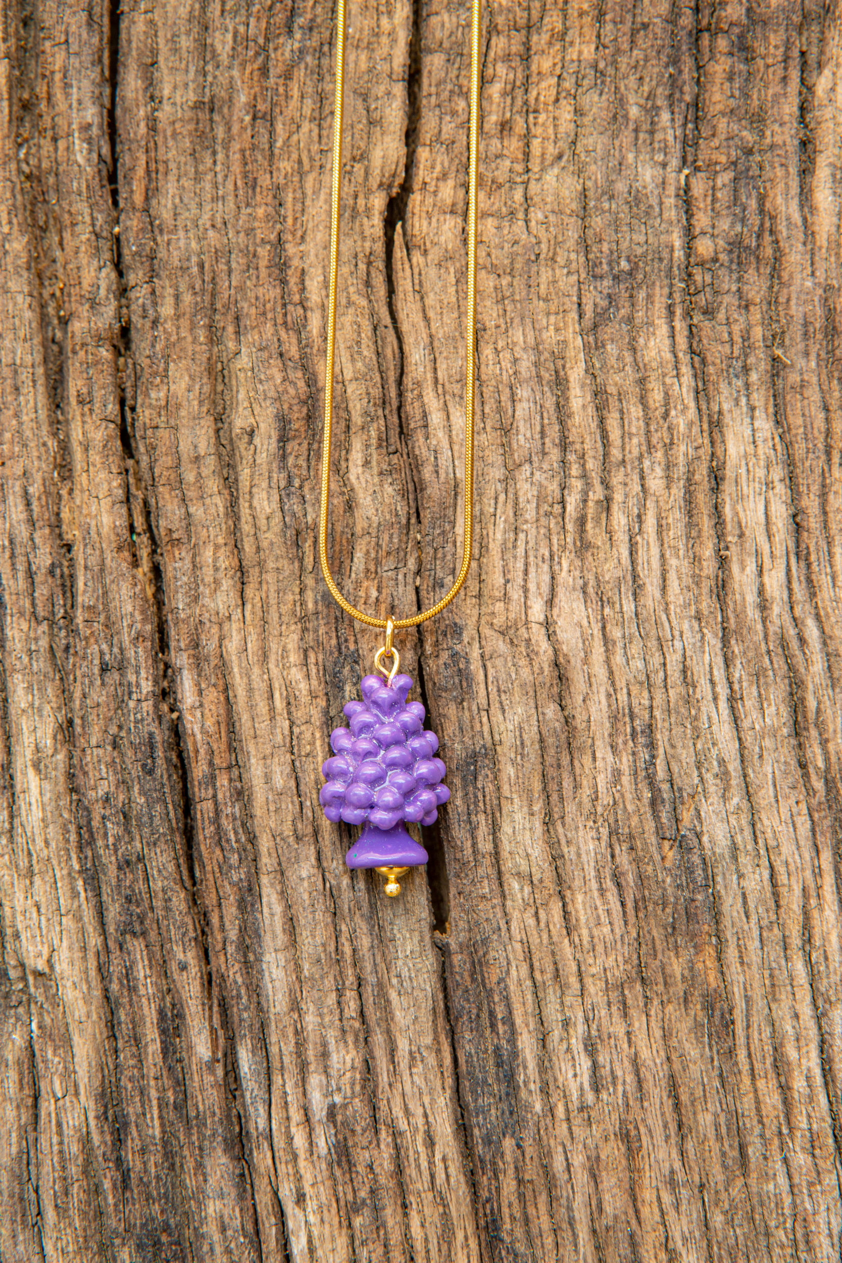 Collana con Pigna Siciliana Glicine dipinta a mano | SiciliaDipinta