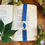 Thumbnail: Segnalibro con pigna siciliana blu