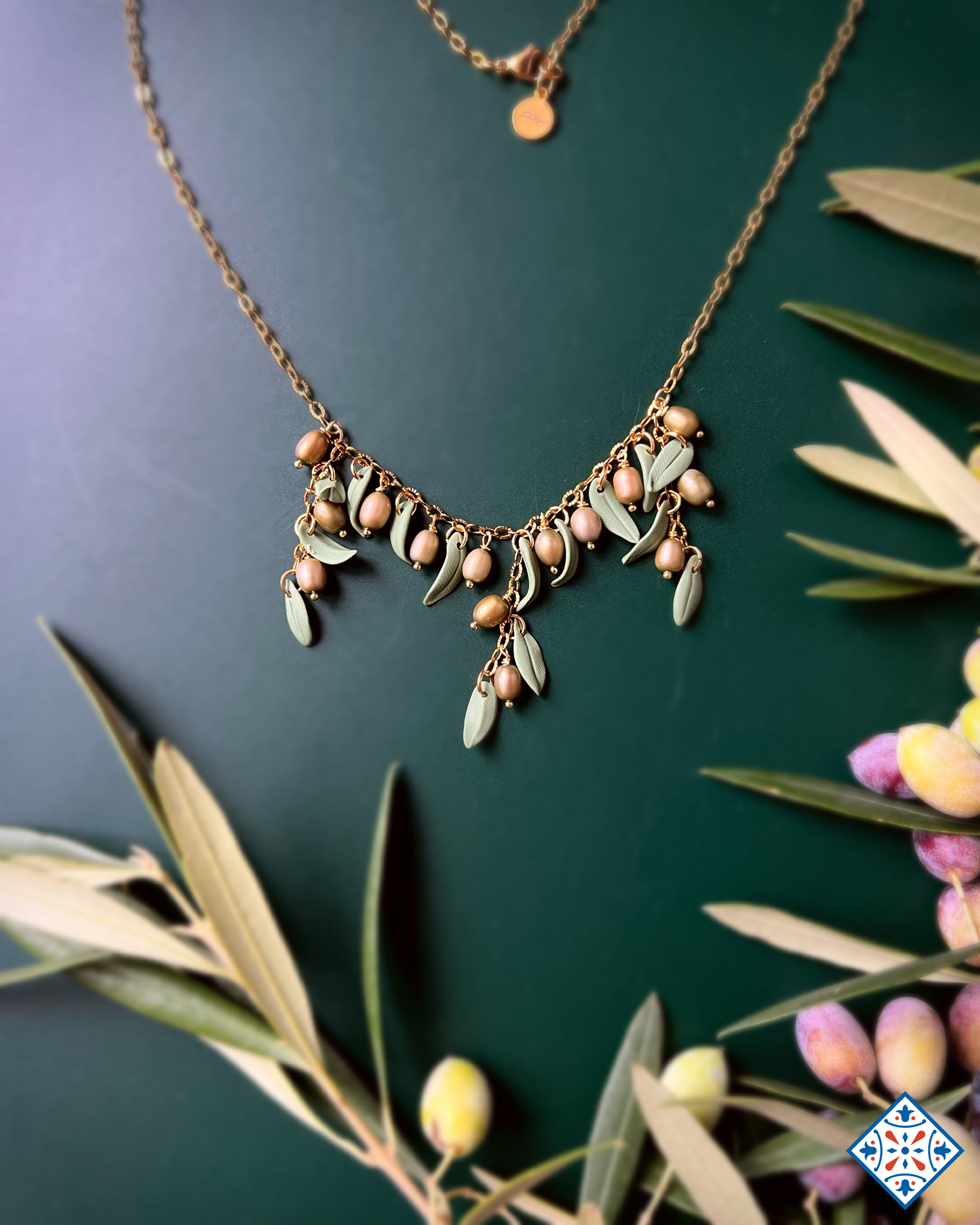 Collana ramoscelli d'ulivo