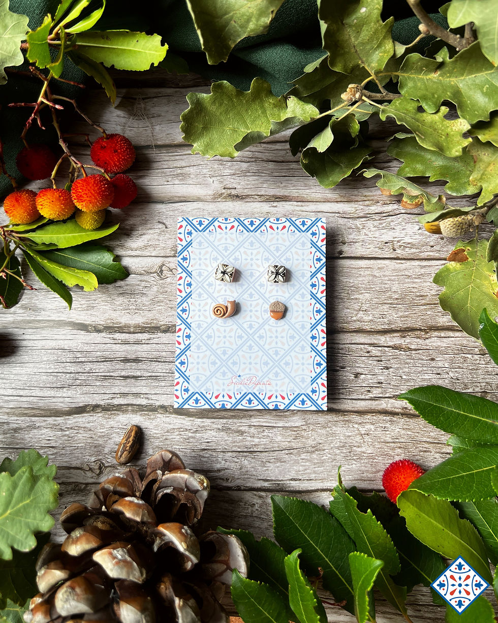 Set misti di orecchini autunali con micro maioliche tema sottobosco