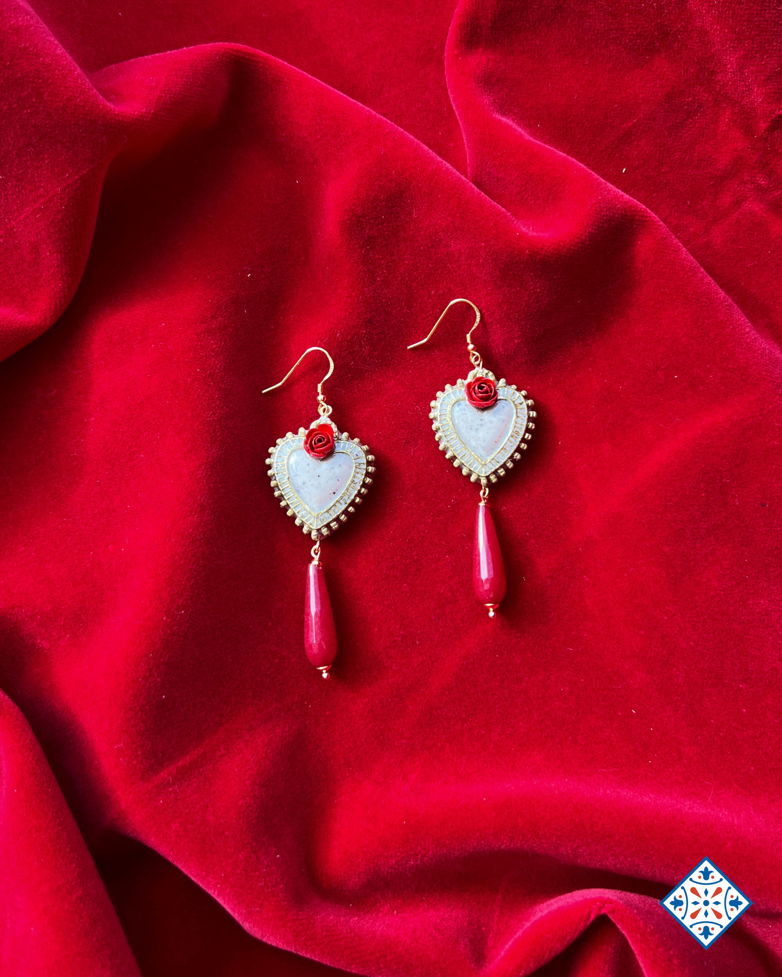 Orecchini con cuore sacro EX voto effetto marmo