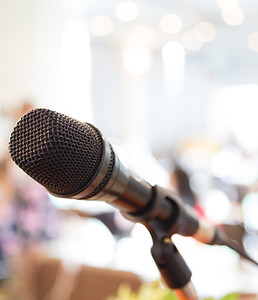 microphone-conference.jpg