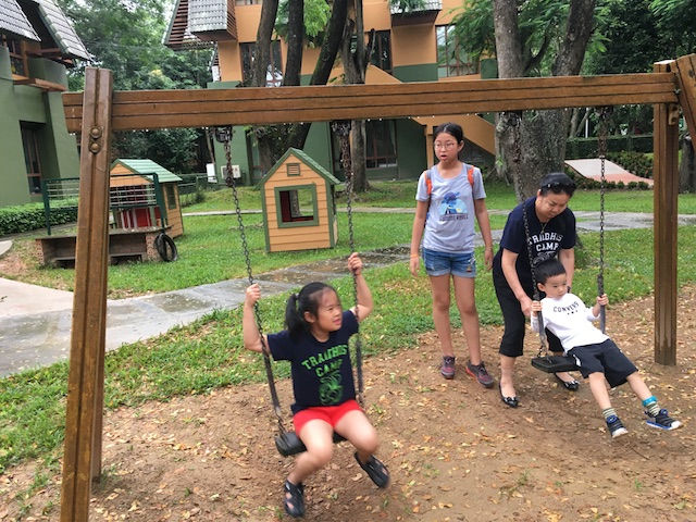 swings.JPG